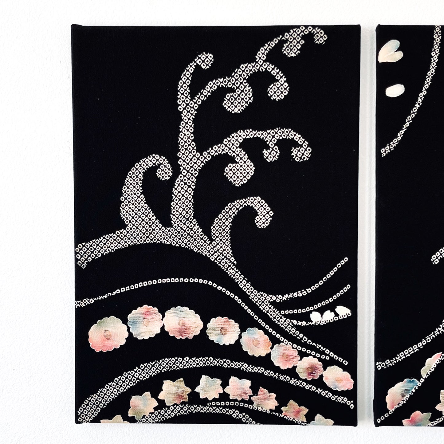 Sakura on Waves ~Eternal Motion~ (set of 2)
