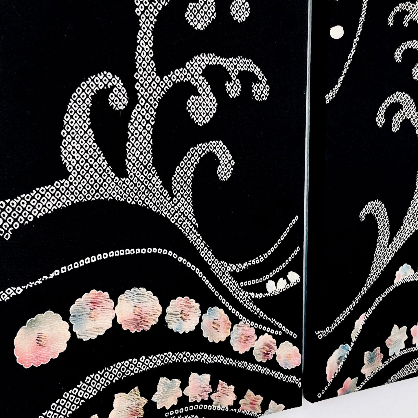 Sakura on Waves ~Eternal Motion~ (set of 2)